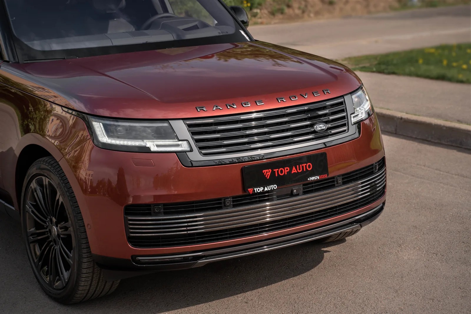 Land Rover Range Rover 4.4 AT — фото 1 из 37