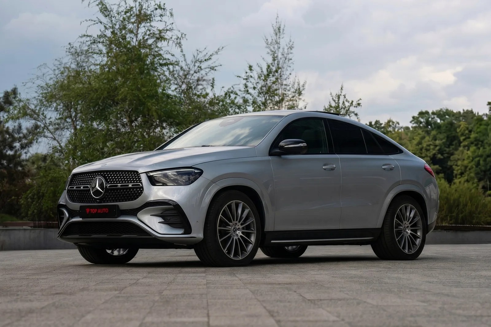 Mercedes-Benz GLE 300d Coupe 2.0 AT — фото 1 из 25